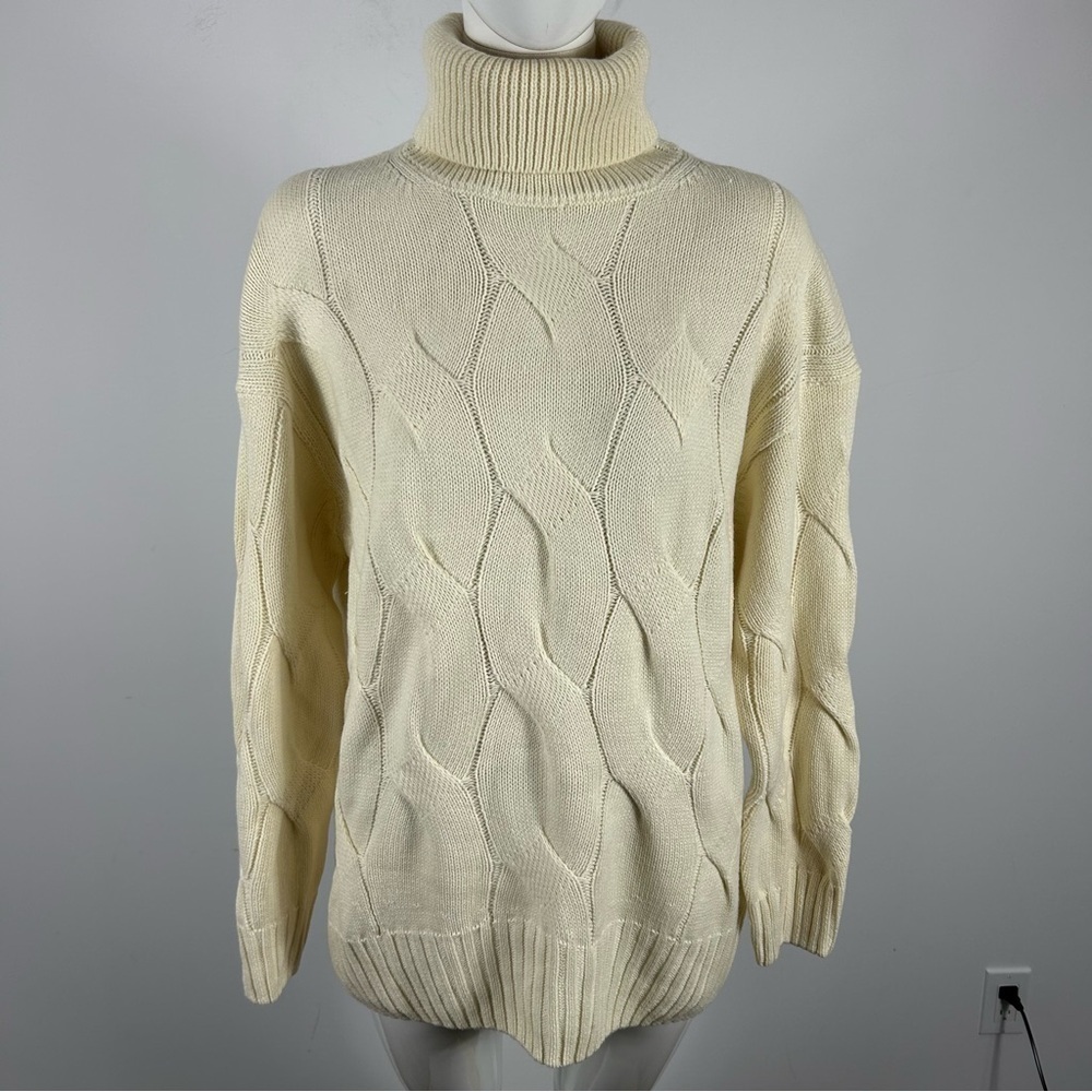 Suzy Shier Cream Cable Knit Turtleneck - M - Cozycore ❤️ - Picture 3 of 11